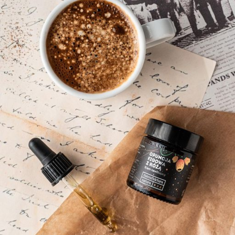 manufaktura-natura-krem-nawilzajacy-opuncja-figowa-z-roza-15-ml-naturalny