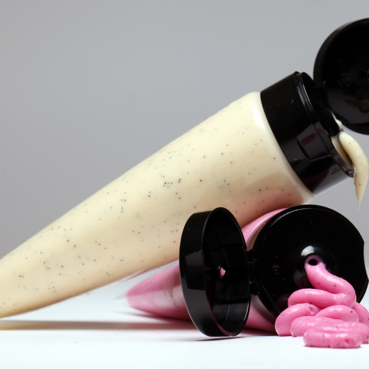 Peelingi do skóry głowy