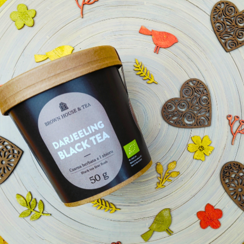 brown-house-tea-darjeeling-czarna-herbata-z-pierwszego-zbioru-ekologiczna-50-g-naturalna-lisciasta-sypana