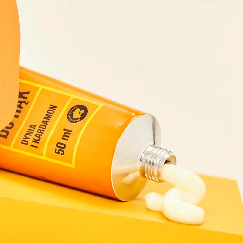 4-szpaki-dynia-i-kardamon-naturalny-weganski-regenerujacy-krem-do-rak-50-ml
