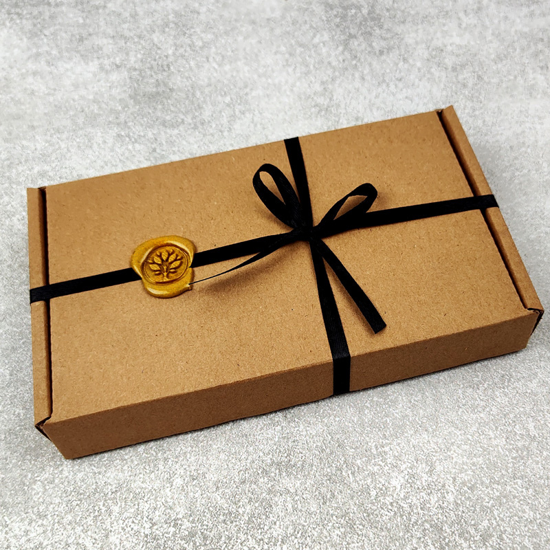 zdrowo-tutaj-naturalne-mydla-na-prezent-zestaw-prezentowy-mydlo-w-kostce-na-dzien-nauczyciela-dzien-matki-dzien-nauczyciela-elegancki