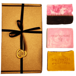 zdrowo-tutaj-naturalne-mydla-na-prezent-zestaw-prezentowy-mydlo-w-kostce-na-dzien-nauczyciela-dzien-matki-elegancki