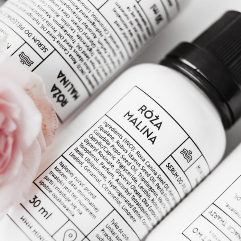 ministerstwo-dobrego-mydla-roza-malina-odzywcze-naturalne-serum-do-twarzy-weganskie-30-ml
