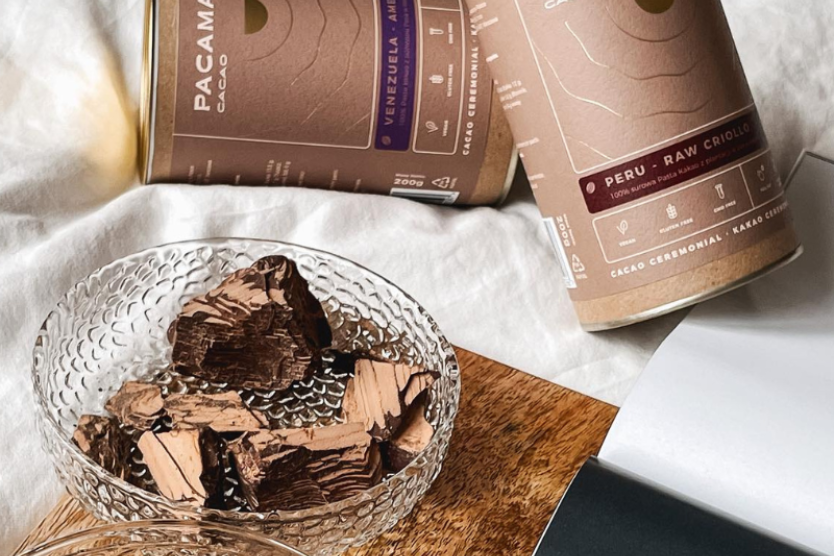 pacama-prawdziwe-kakao-ceremonialne-peru-raw-criollo-venezuela-trinitario-forastero-kakao-puszka-premium (1)