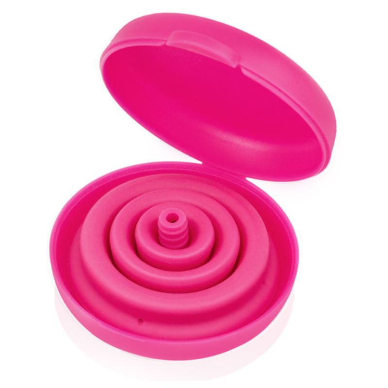rozowy-kubeczek-menstruacyjny-intimina-lily-cup-compact-b-skladany-zapakowany-w-kompaktowe-etui-praktyczne-rozwiazanie-dla-podrozy-ekologiczny-produkt-dla-kobiet